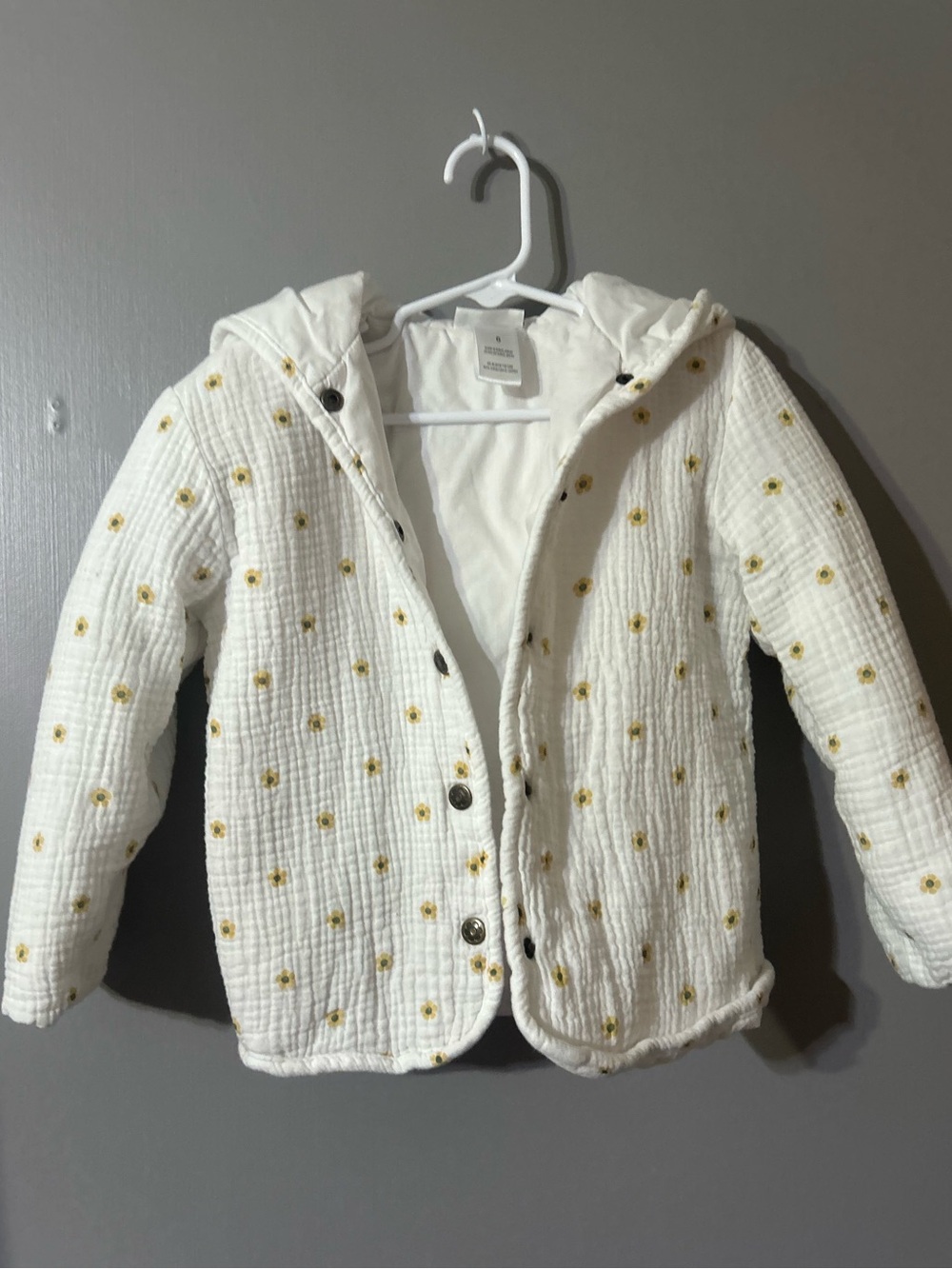 Daisy Fuentes Cream Hooded Quilted Jacket with Yellow Daisy Print size 6